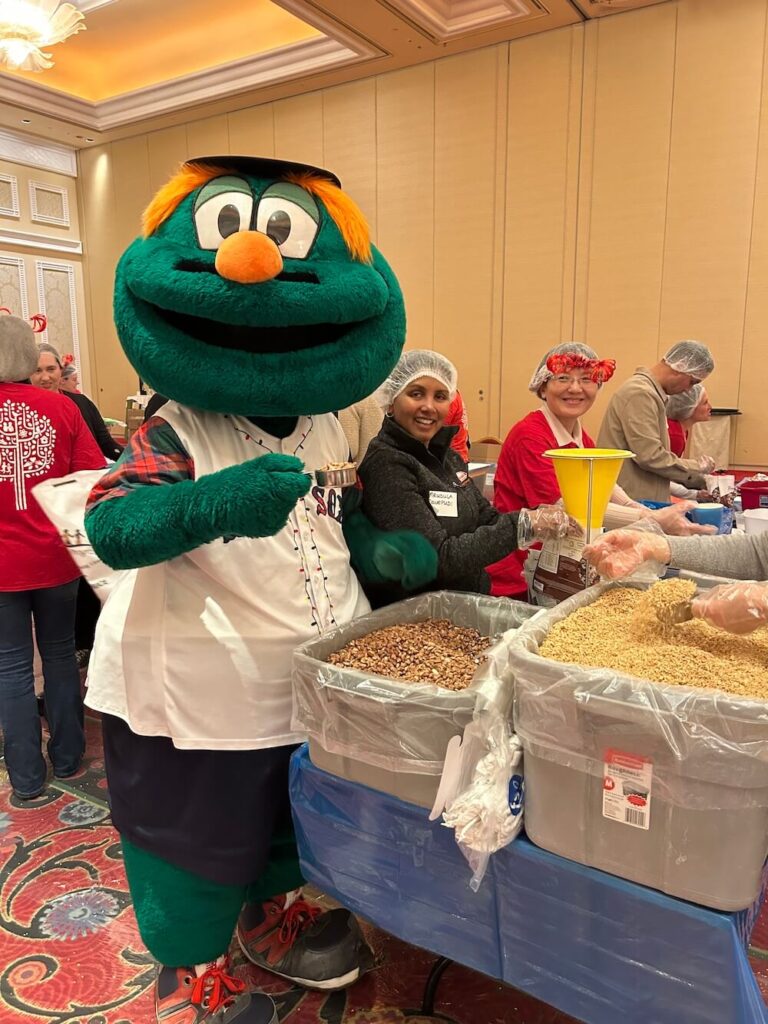 This past December, more than 100 Takeda employees rolled up their sleeves for a powerful day of service. Together with the Red Sox Foundation, they packed 25,000 nutritionally dense meals designed to be accessible to anyone, including those without access to a kitchen, providing healthy food to our community during a time of heightened need.
